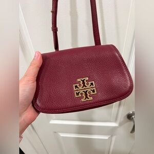 Tory Burch
Tory Burch Burgundy Leather Bitten Clutch Bag